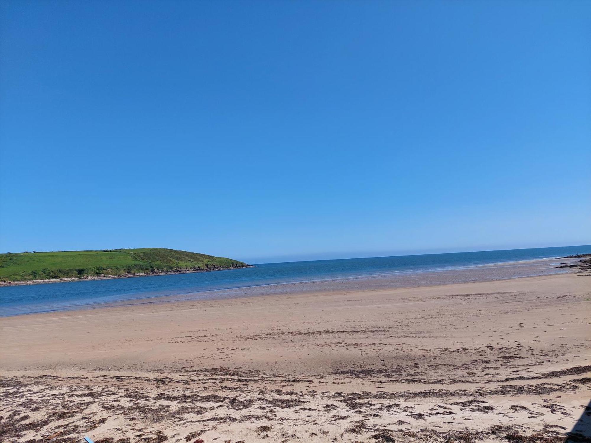 Sea Whispers - My Charming Costal Retreat In Youghal Εξωτερικό φωτογραφία