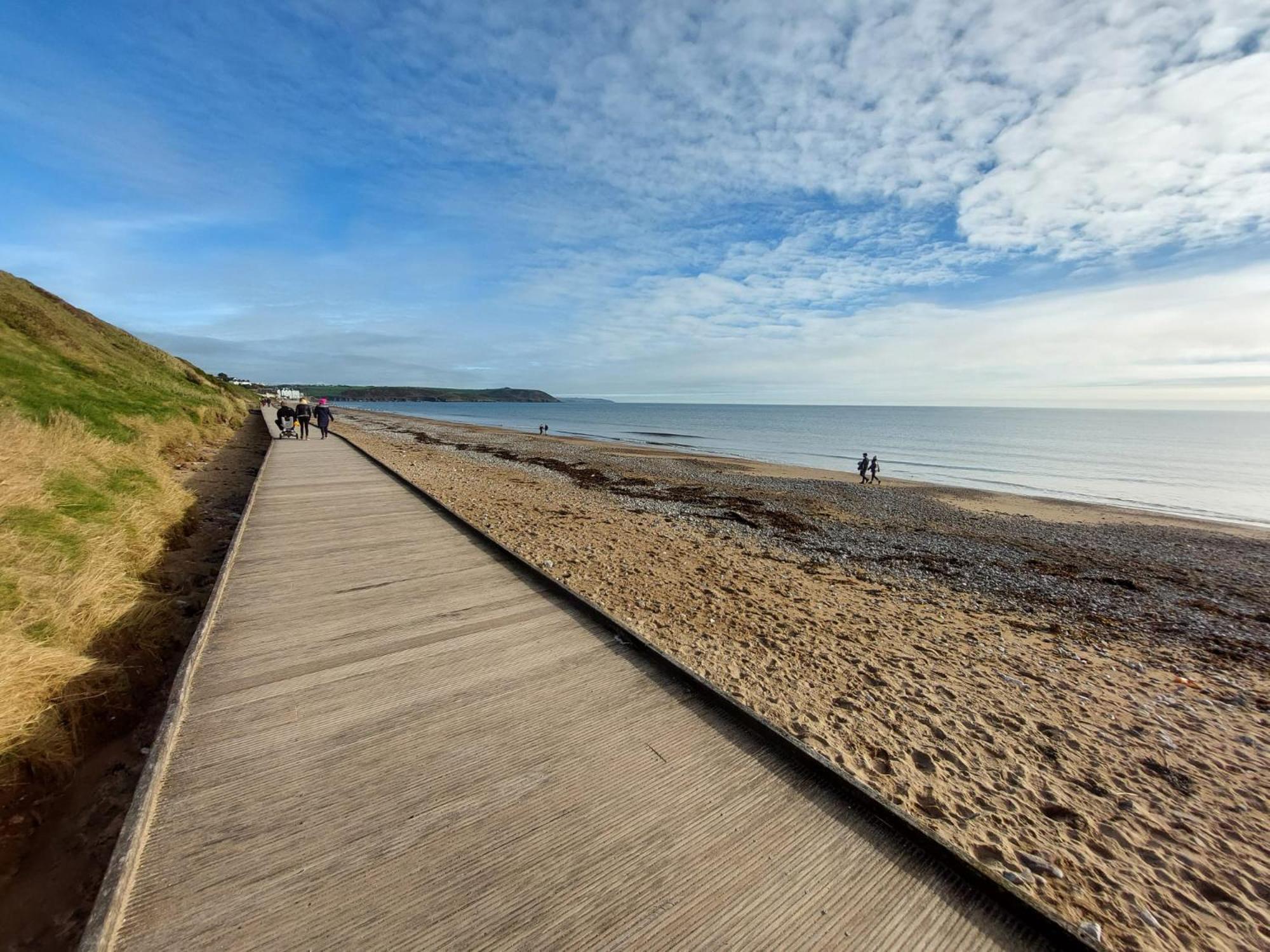 Sea Whispers - My Charming Costal Retreat In Youghal Εξωτερικό φωτογραφία