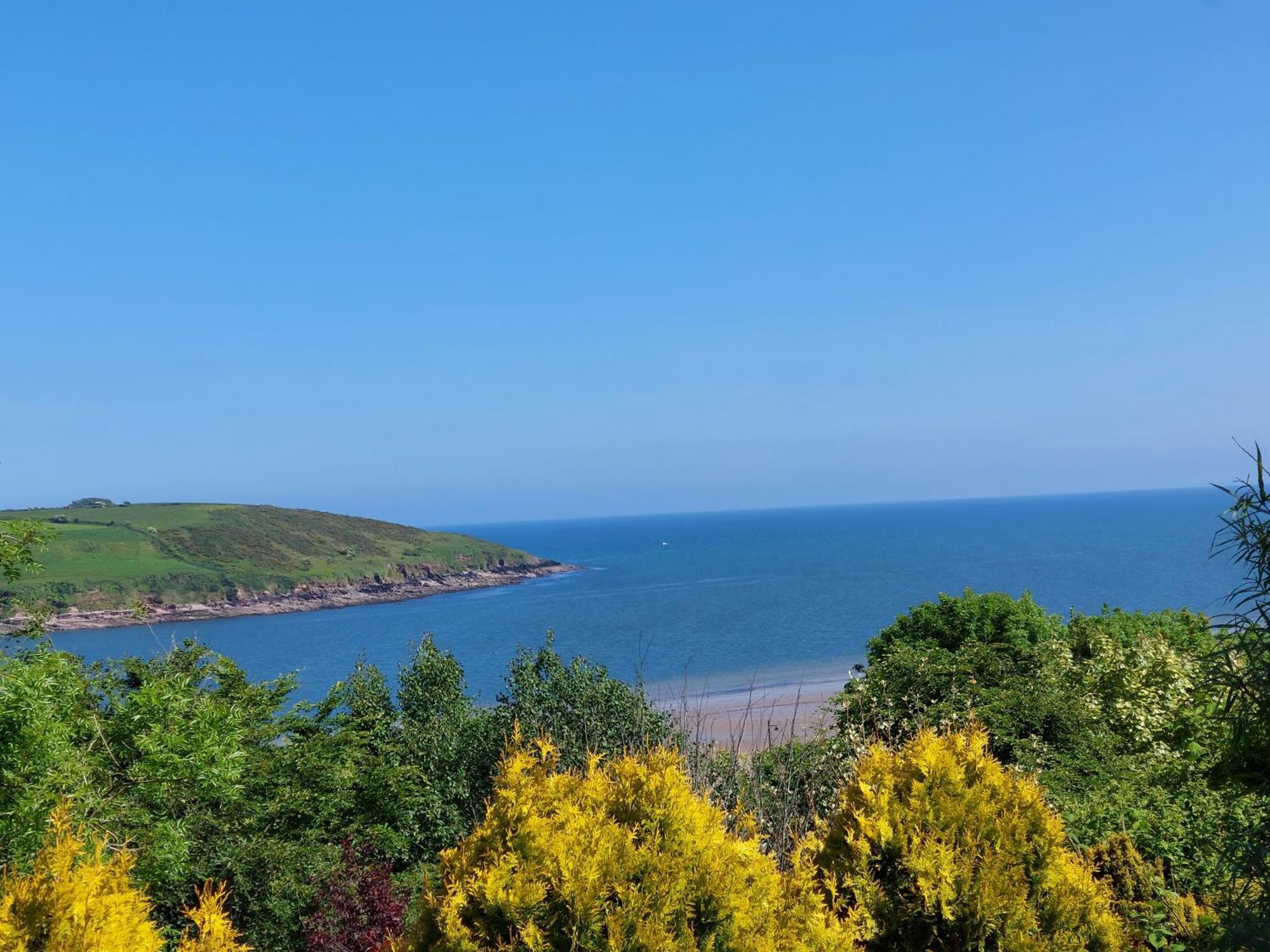 Sea Whispers - My Charming Costal Retreat In Youghal Εξωτερικό φωτογραφία