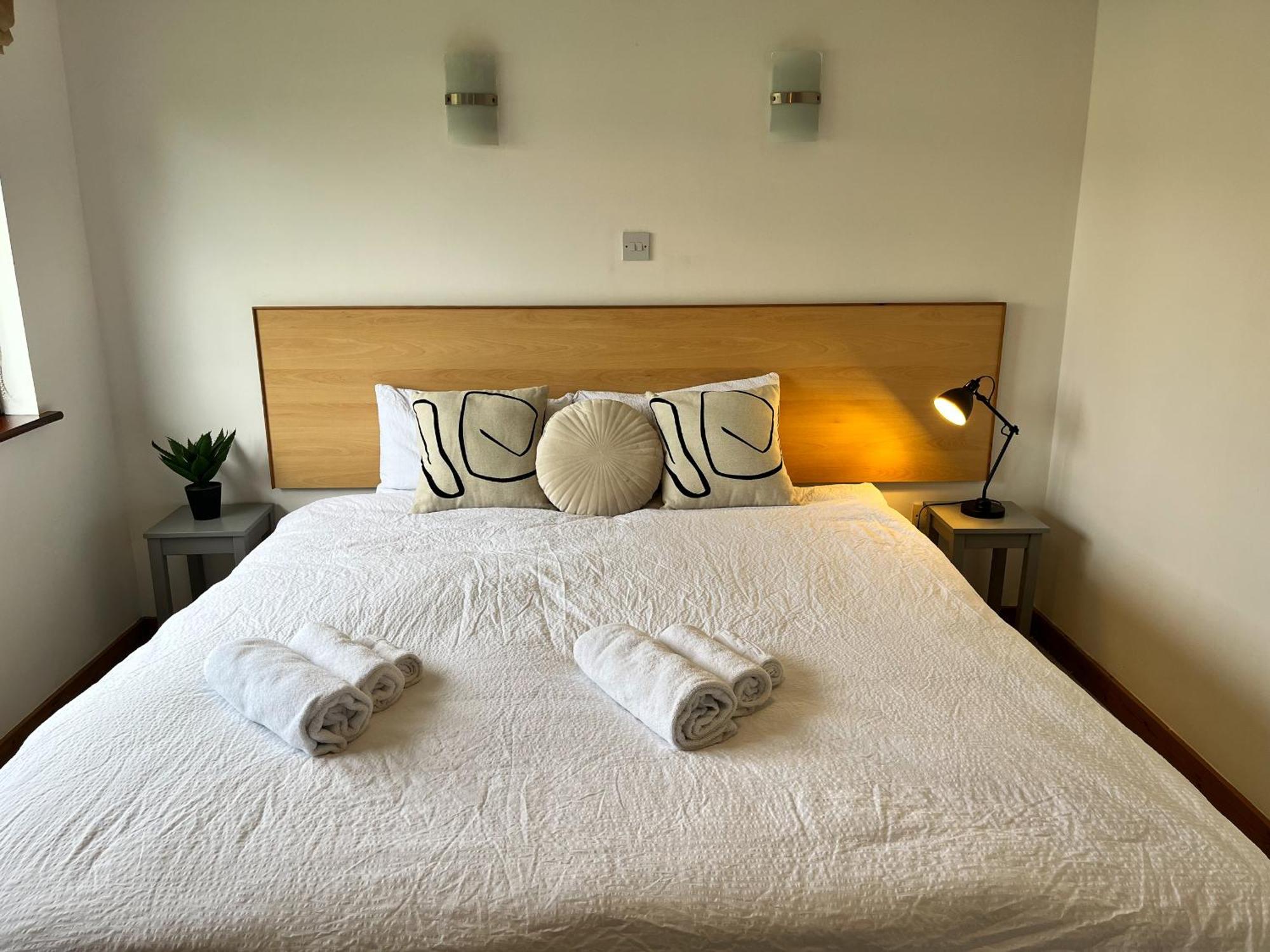 Sea Whispers - My Charming Costal Retreat In Youghal Εξωτερικό φωτογραφία